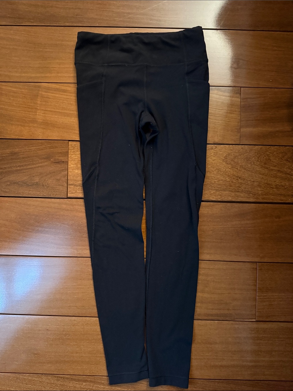 Athleta Black stash leggings